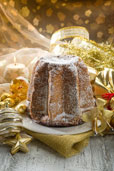 Panettone di Natale - italienischer Kuchen